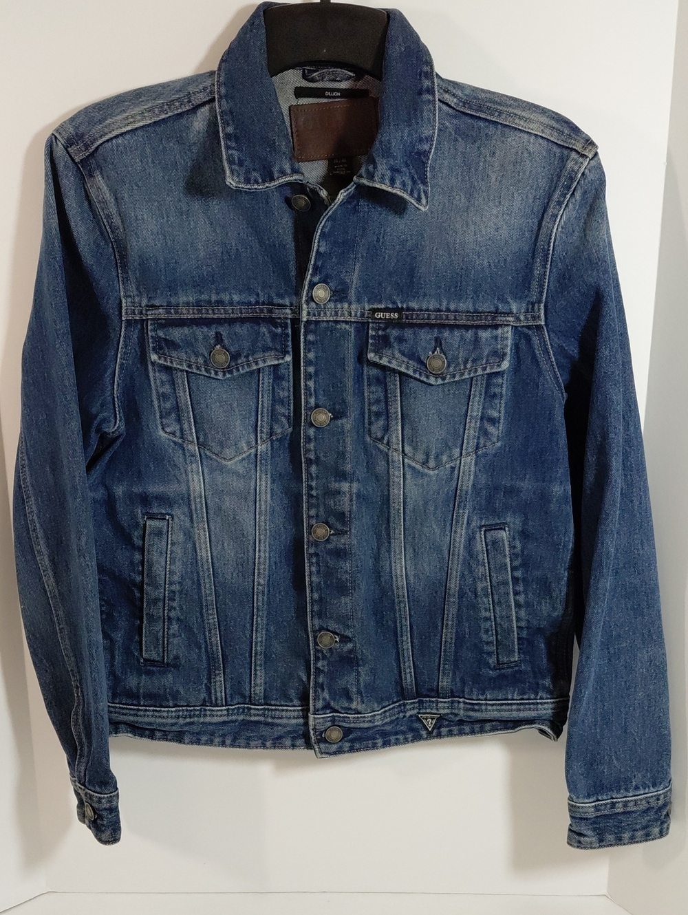 GUESS Men's Dark Blue Denim Trucker Jacket Medium